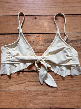 Women’s Butter Yellow Ruffle Tie-Front Bikini Top